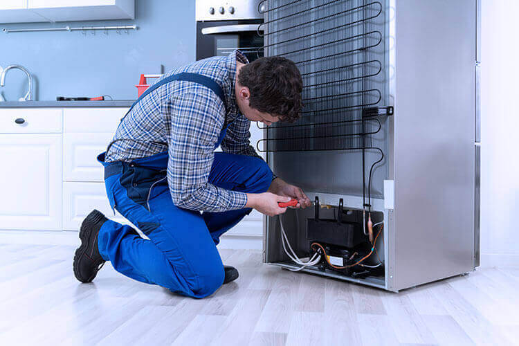 A malfunctioning refrigerator isn't just an inconvenience—it’s a race against time to save your groceries. Our certified technicians specialize in fast, reliable repairs for all major makes and models. From leaking seals and faulty compressors to inconsistent cooling and broken ice makers, we diagnose the problem accurately and fix it right the first time.